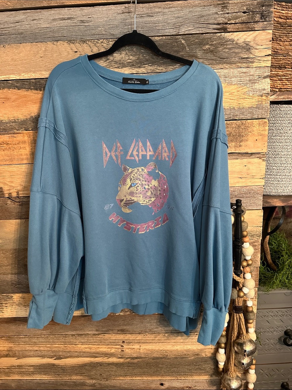 Def Leppard 'Hysteria' Blue Graphic sweatshirt Camden
